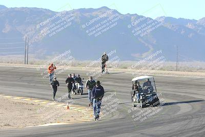 media/Jan-09-2025-Racers Edge (Thu) [[9e316ffd38]]/1-Around the Pits-Track Walk/